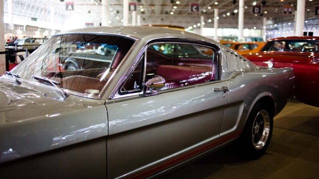 Mustang Coupe 1967 no Salão Internacional de Veículos Antigos no Pavilhão de Exposições do Anhembi, em São Paulo