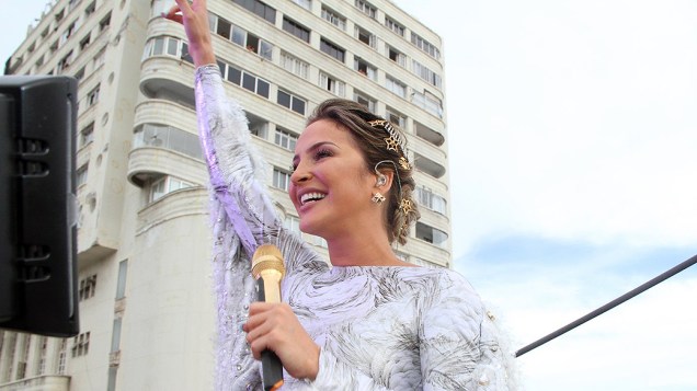 Claudia Leitte no circuito Dodô (Barra/Ondina) do Carnaval de Salvador - 13/02/2015