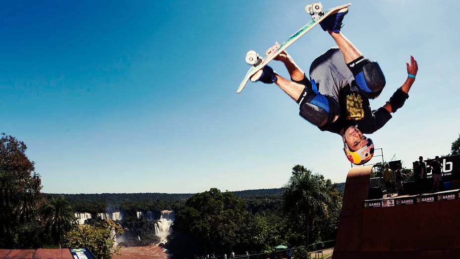 Sandro Dias, o Mineirinho, leva a prata no skate vertical em Foz do Iguaçu