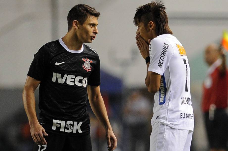 Neymar Some Emerson Decide E Corinthians Supera Santos Veja