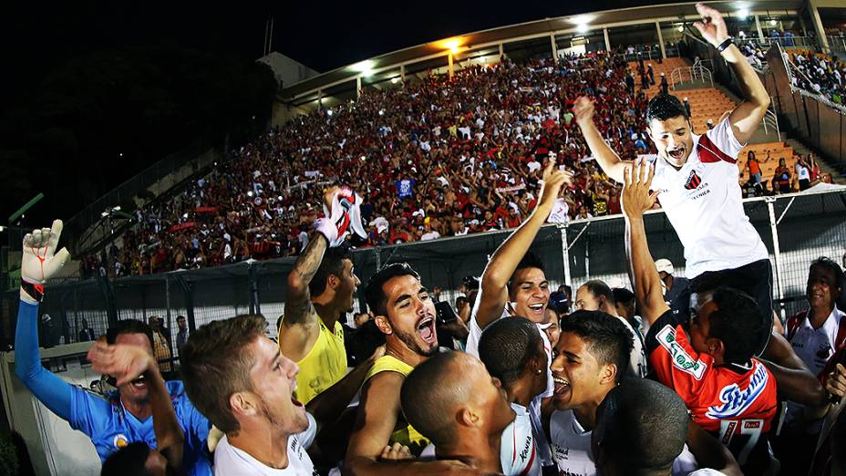 O Ituano conquistou o Campeonato Paulista 2014 após vencer o Santos nas cobranças de pênaltis por 7 x 6, no Pacaembu em São Paulo