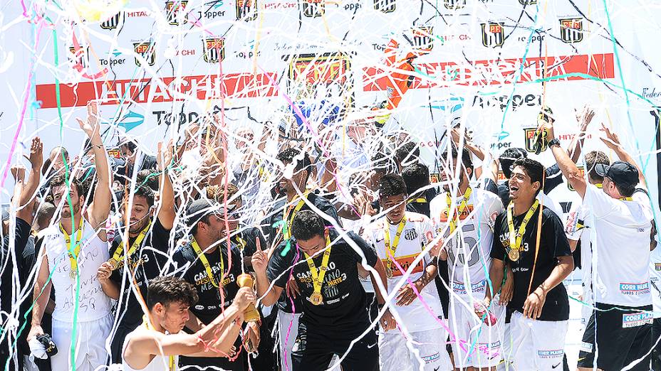 Santos vence a Copinha São Paulo, no Pacaembú