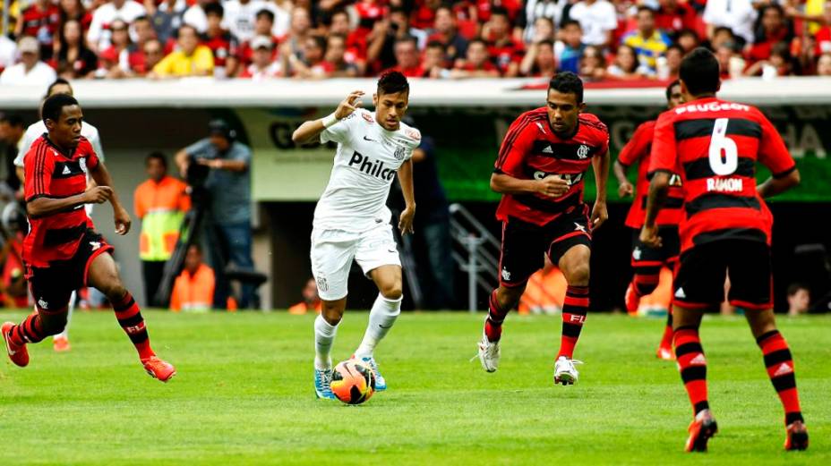 Neymar no jogo entre Santos e Flamengo, sua despedida do clube paulista, no Estádio Nacional de Brasília, no Brasileirão 2013