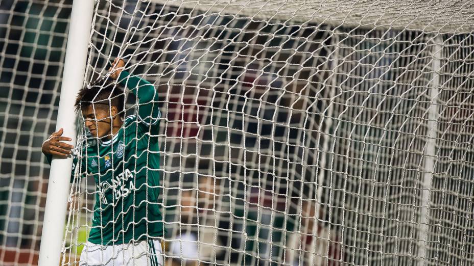 Palmeiras goleia o ABC, por 4 a 1, no Pacaembu