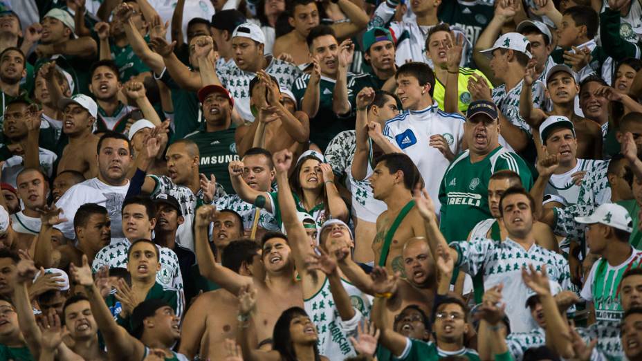 Palmeiras goleia o ABC, por 4 a 1, no Pacaembu