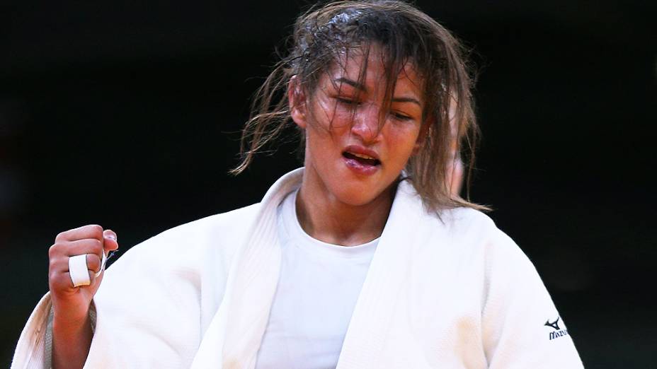 Sarah Menezes conquista ouro inédito para o Brasil. Piauiense vence romena e conquista melhor classificação para o judô feminino do país, em 28/07/2012