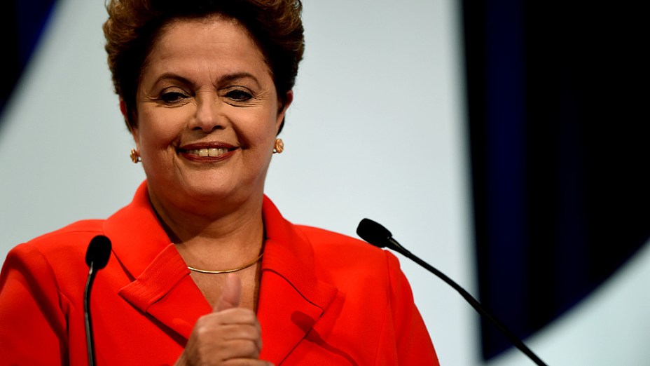 A candidata à Presidência da República, Dilma Rousseff (PT), durante debate promovido pelo SBT, em 01/09/2014