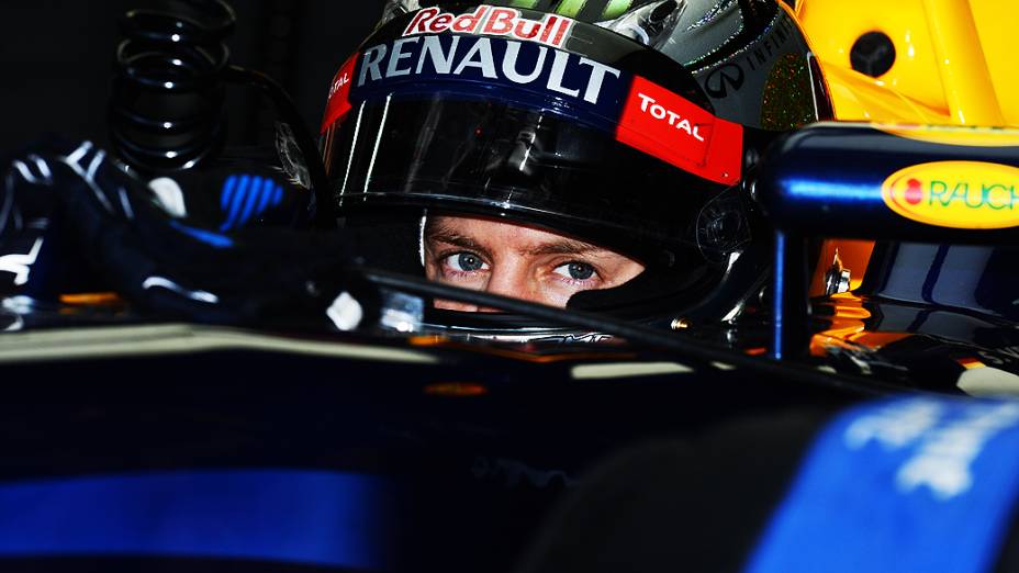 Sebastian Vettel durante o primeiro treino livre do GP Brasil, nesta sexta-feira em Interlagos