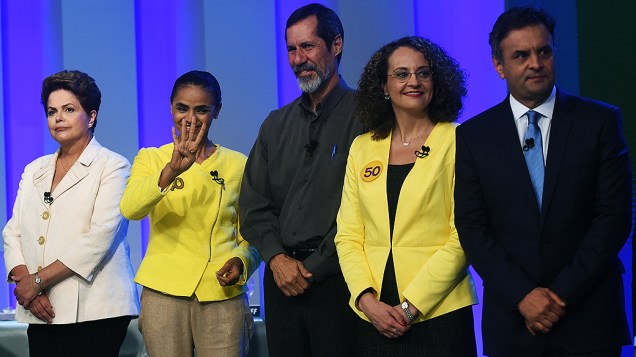 Os candidatos à Presidência da República antes do debate promovido pela Globo, no Rio