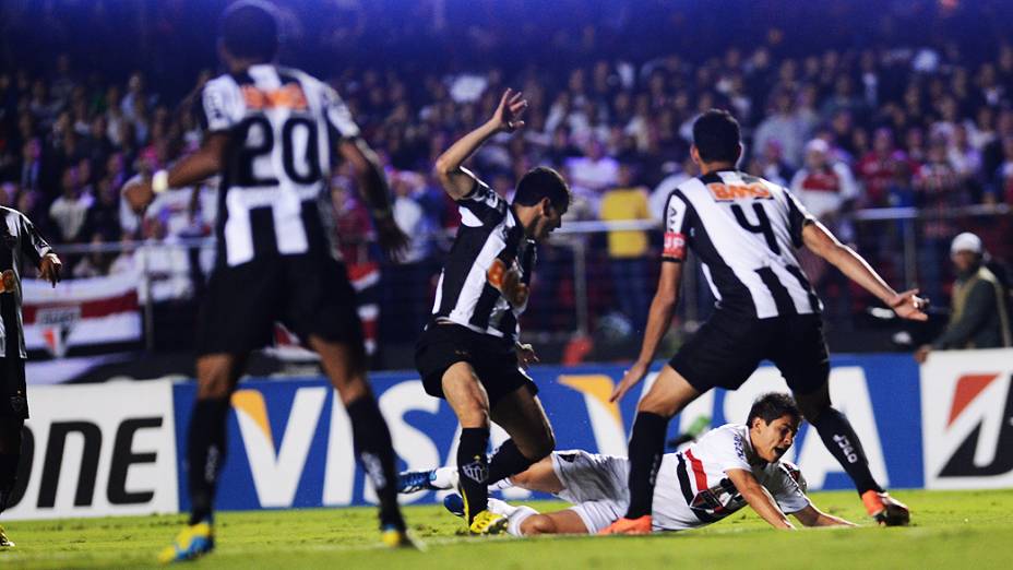 São Paulo vence Atletico-MG no Morumbi pela Copa da Libertadores