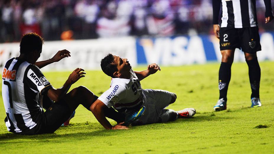 São Paulo vence o Atlético Mineiro por 2 a 0 e se classifica para a próxima fase da Copa Libertadores