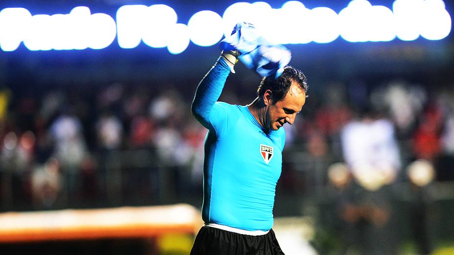 Rogério Ceni comemora a classificação do São Paulo para próxima fase da Libertadores