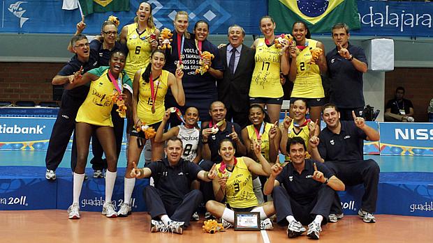 Após ouro no vôlei, Brasil foca Copa do Mundo | VEJA