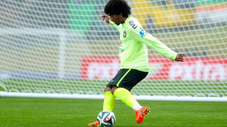 O primeiro treino da seleção na Granja Comary, nesta quarta-feira