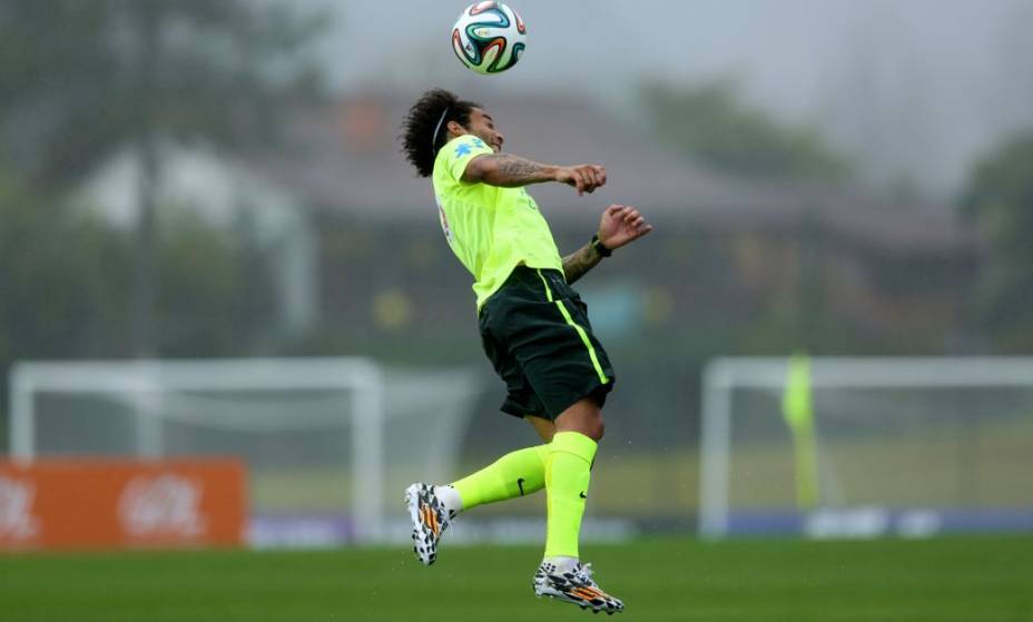 O primeiro treino da seleção na Granja Comary, nesta quarta-feira