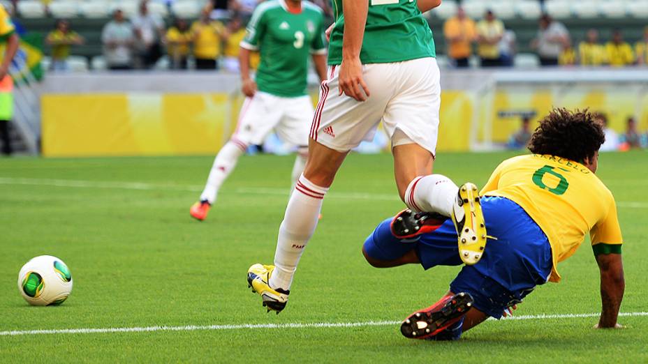 Brasil vence o México pela segunda rodada da Copa das Confederações no Castelão, em Fortaleza