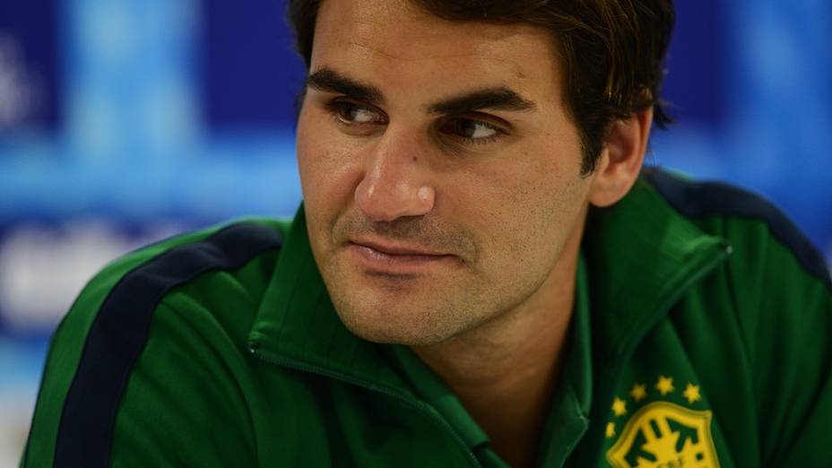 Roger Federer durante coletiva de imprensa, no ginásio do Ibirapuera, em São Paulo