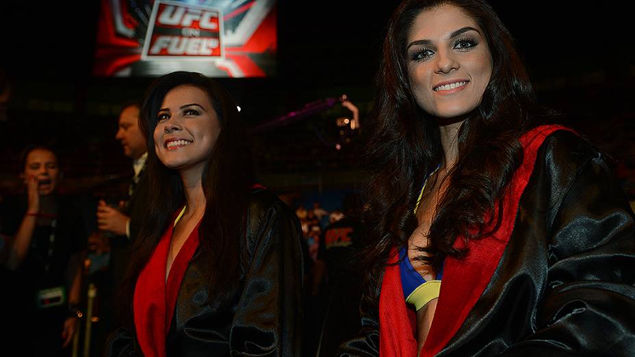 As primeiras ring girls brasileiras oficiais do UFC estrearam na edição do evento em São Paulo, na noite de sábado (19)