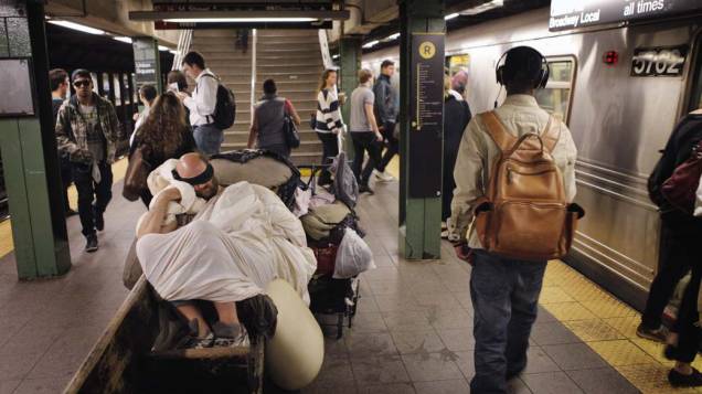 8º lugar - Nova York (EUA), com 22 milhões de habitantes 8º lugar - Nova York (EUA), com 22 milhões de habitantes