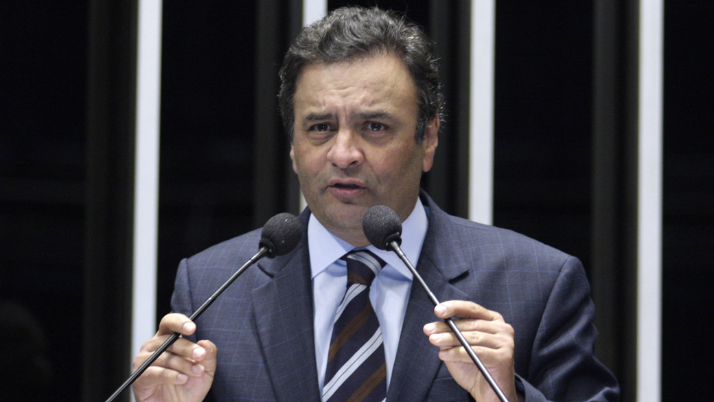 O senador Aécio Neves: 'Quem governa o Brasil é a lógica da reeleição'