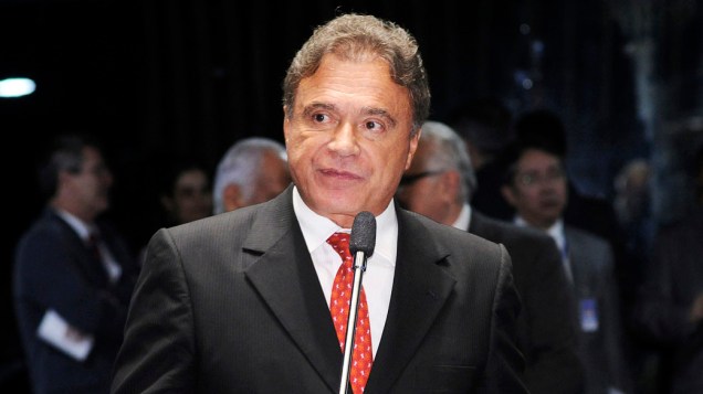 Reeleito o senador Álvaro Dias (PSDB) no Paraná