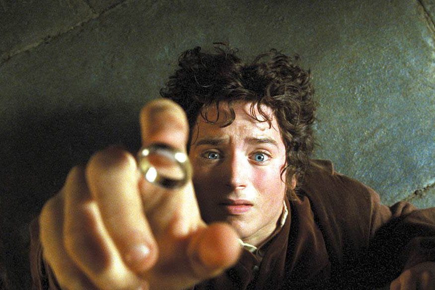 Elijah Wood como Frodo no filme 'O Senhor dos Anéis: A Sociedade do Anel'