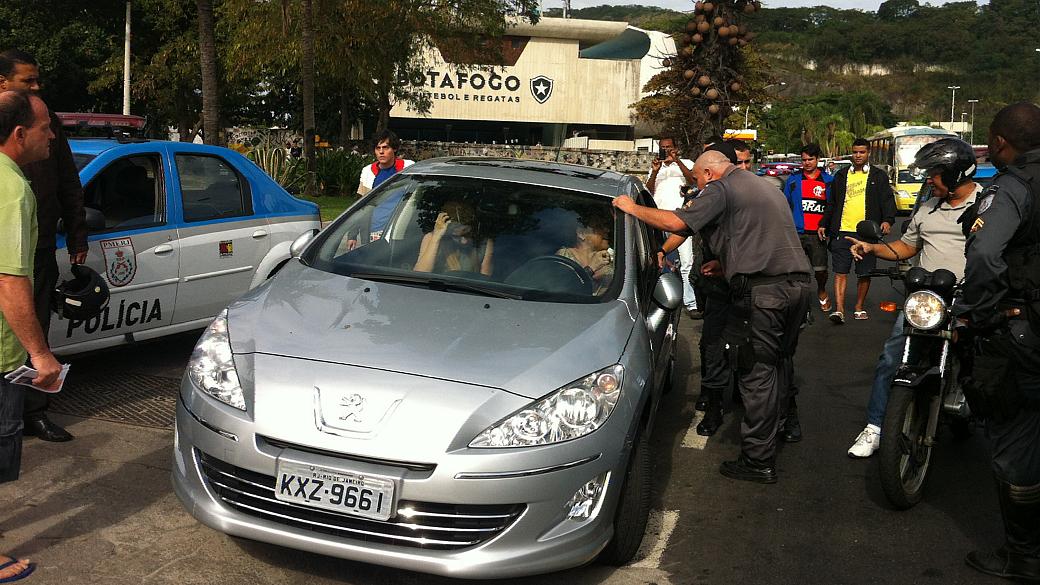 Rio de Janeiro: polícia resgatou em Botafogo reféns sequestradas na Urca