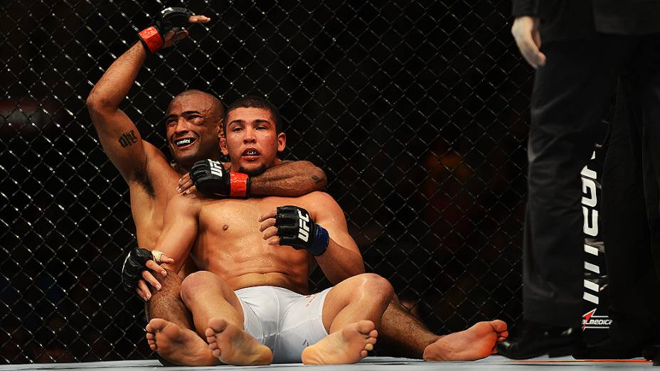 Sérgio Moraes vence Renée Forte por finalização no UFC Rio III, realizada na HSBC Arena, Barra da Tijuca