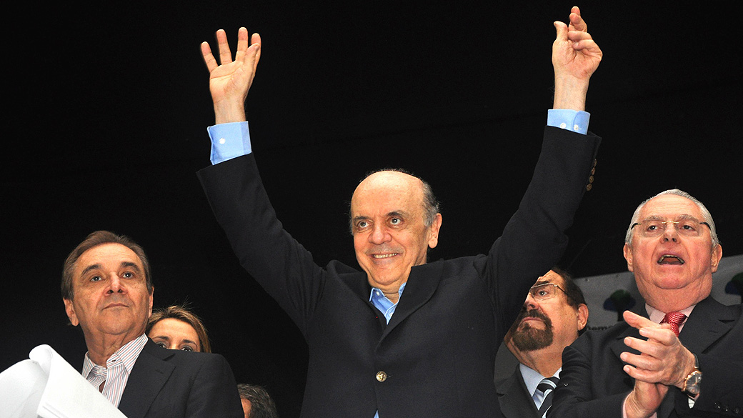 José Serra: "Quem está junto na campanha agora é amigo desde criancinha"