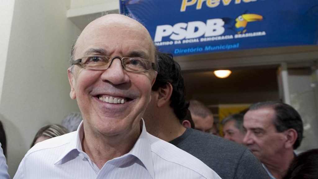 José Serra vence as prévias do PSDB e é o candidato do partido à prefeitura de São Paulo (25/03/2012)