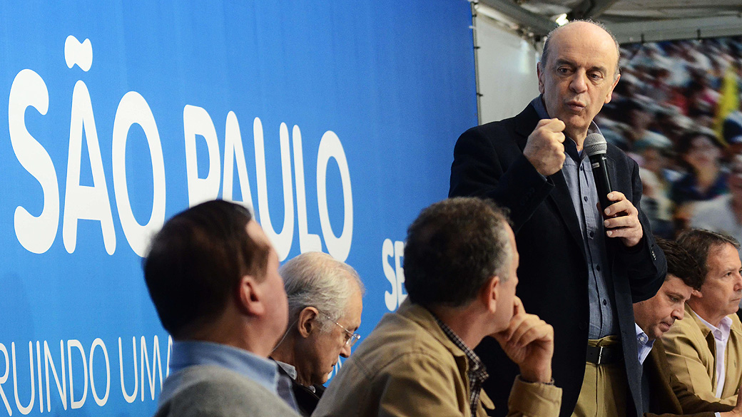 O candidato do PSDB à Prefeitura de São Paulo, José Serra, prestigia o curso de liderança para candidatos a vereador realizado nesta sexta-feira