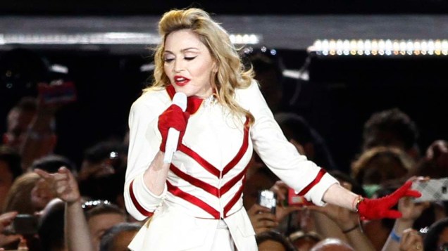 Madonna abre a sua turnê mundial com show em Tel Aviv, Israel