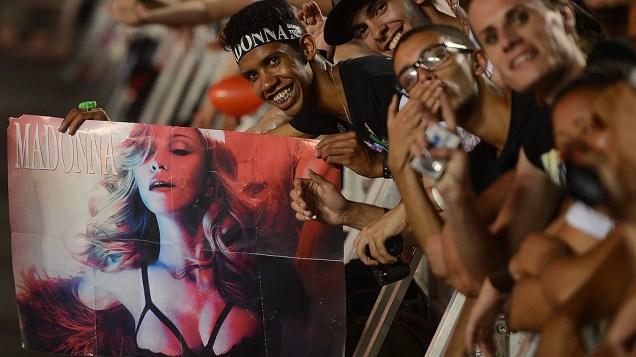 O primeiro show de Madonna em São Paulo reuniu 58 mil fãs no Estádio do Morumbi na noite desta terça-feira (4)