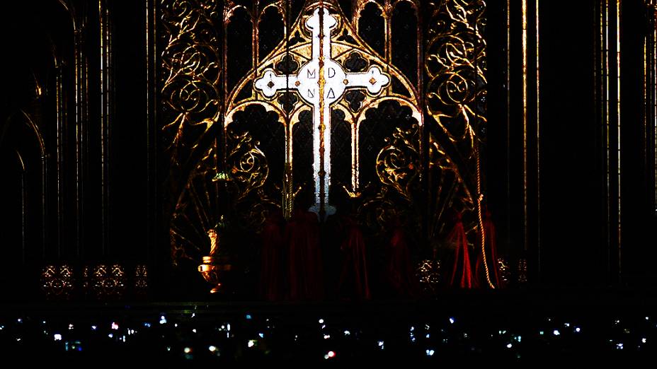 Madonna se apresenta no estádio do Morumbi, em São Paulo