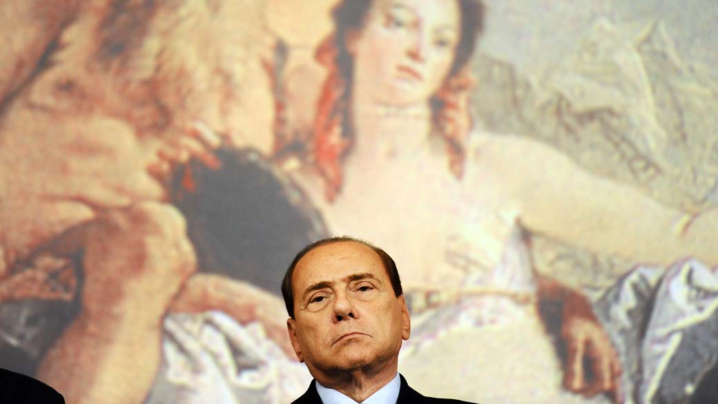 O primeiro-ministro italiano Silvio Berlusconi durante coletiva de imprensa no Chigi Palace, em Roma