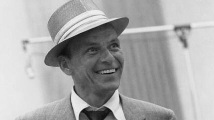 Apartamento de Frank Sinatra em NY é colocado à venda