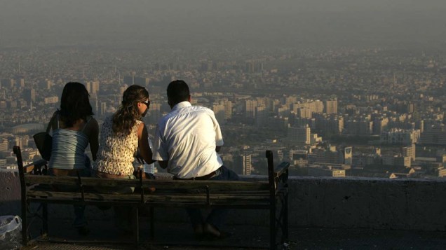 Em 2010, o turismo foi responsável por 5% do Produto Interno Bruto (PIB) e 15% dos empregos criados na Síria. Na foto, turistas na cidade de Damasco, Síria