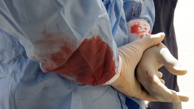 Médicos recebem corpos em Daraa