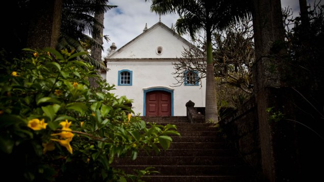 A igreja de Santo Antônio da Bica, construída no século XVII, no Sítio Roberto Burle Marx, em Guaratiba