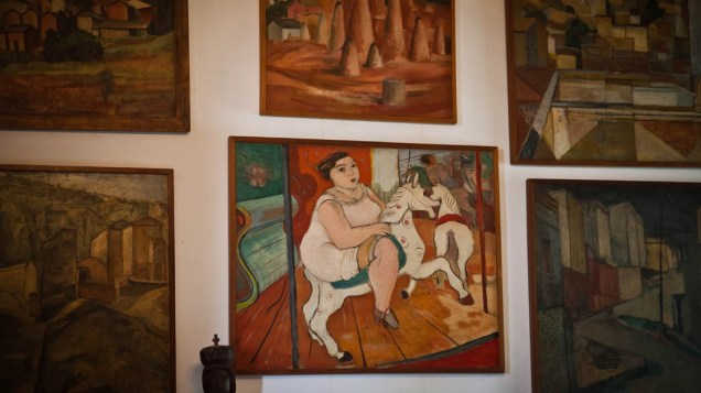 Quadros pintados por Burle Marx no Sítio Roberto Burle Marx, em Guaratiba