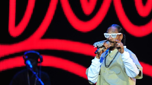 Snoop Dogg durante show no palco Energia & Consciência, no primeiro dia do festival SWU em Paulínia, em 12/11/2011