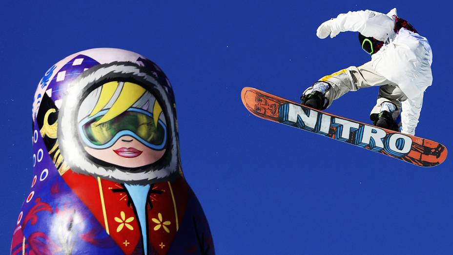 O sueco Sven Thorgren durante a competição de snowboard slopestyle nos Jogos Olímpicos de Inverno em Sochi na Rússia<br> 