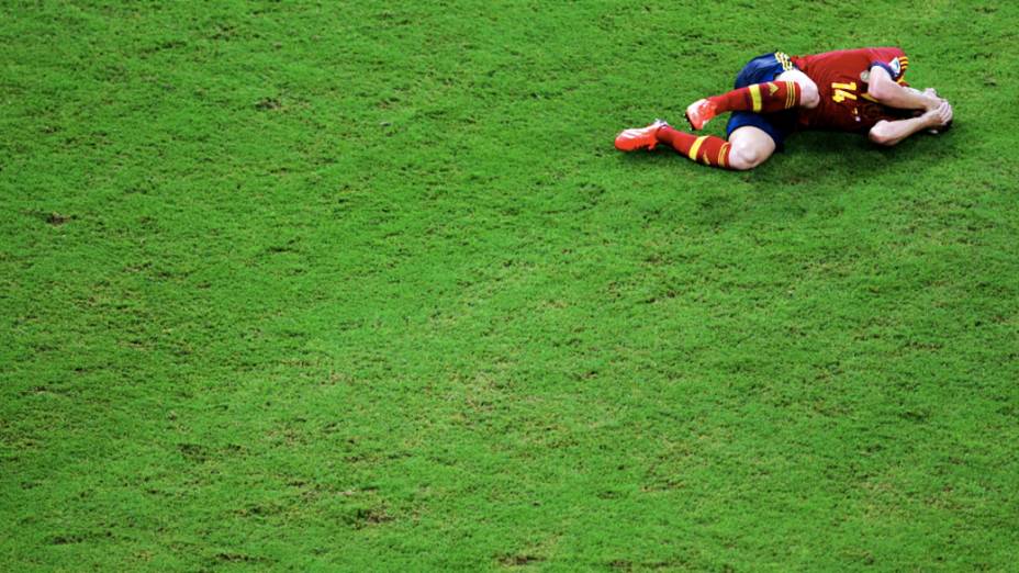 Soldado comemora segundo gol da Espanha durante partida entre Espanha e Uruguai pela Copa das Confederações, no Recife