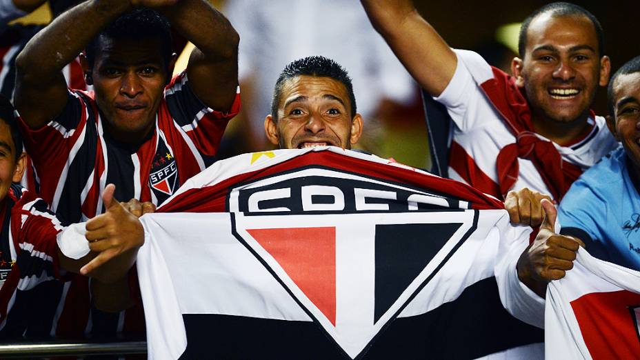 Torcedores do São Paulo durante a partida contra o Atlético-MG no estádio do Morumbi