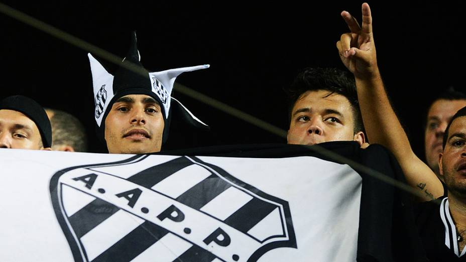 Torcida da Ponte Preta durante partida contra o São Paulo, válida pela semifinal da Copa Sul-Americana, no Morumbi