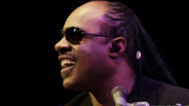 Stevie Wonder fará show gratuito na praia de Copacabana no dia 25 de dezembro