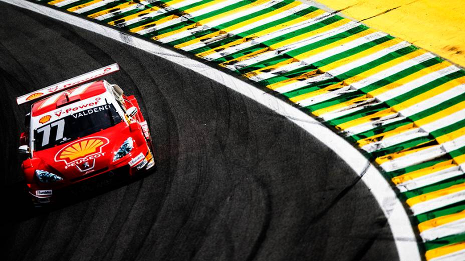 Valdeno Brito durante a Corrida do Milhão da Stock Car, no Autódromo de Interlagos
