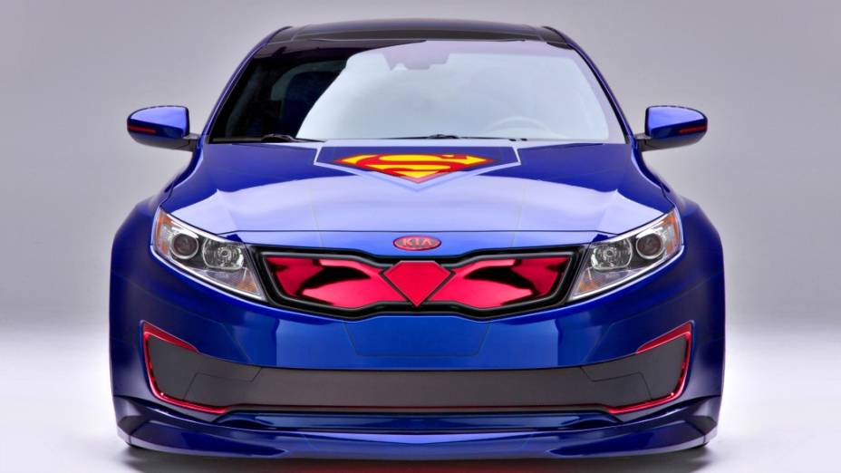 Superman Optima Hybrid, o Kia fantasiado de Super-Homem