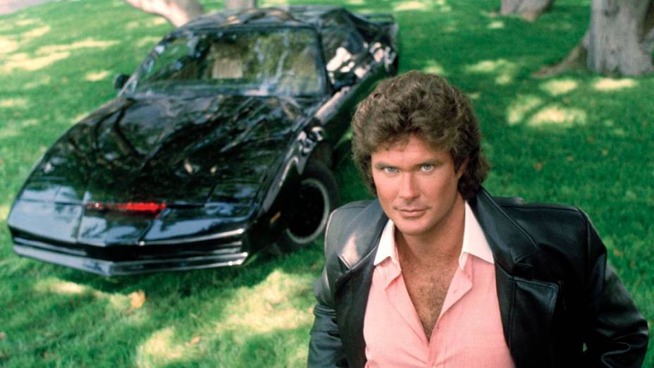 David Hasselhoff e Kitt no seriado A Supermáquina, sucesso nos anos 1980