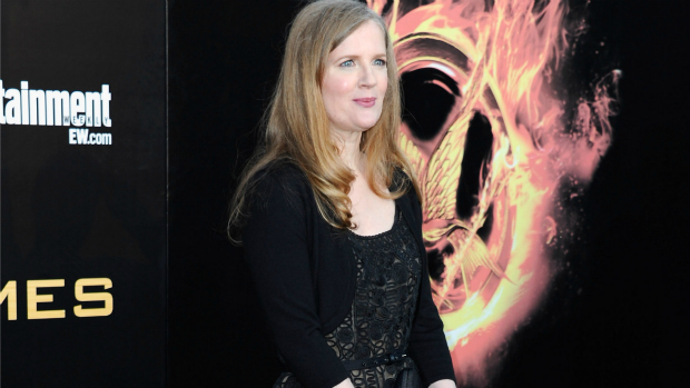A autora Suzanne Collins na première de <em>Jogos Vorazes</em> em Los Angeles